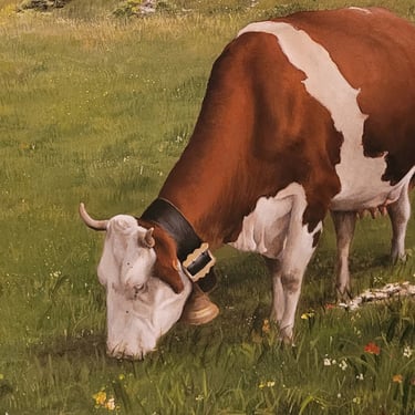 Détail d'une peinture décorative: une vache Montbéliarde dans un champ fleuri. Lajoux, Jura, 39
