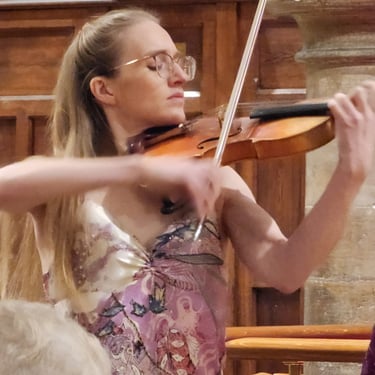 Charlotte Rowan, violinist performing live in Canterbury