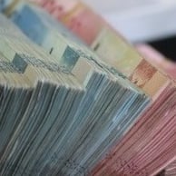 Imagen super realista de billetes de 50€, 100€ y 200€ en abanico