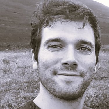Gonzalo Lázaro Díaz, autor de la novela de ficción Manuscrito de Ise, lluvias de ira