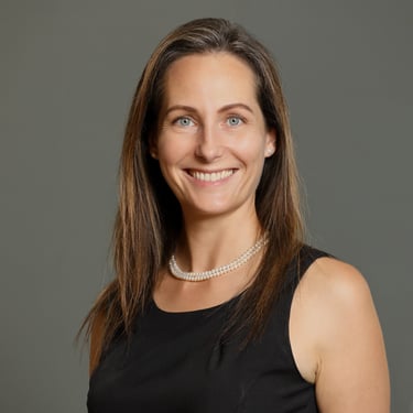 Headshot of Leslie Herring