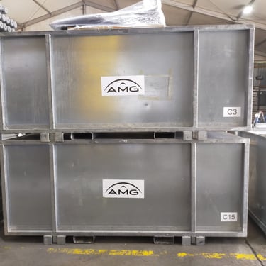 Cajas de transporte.fabricadas en chapa e hierro galvanizado.Tambien en acro inoxidable.Jerez de la Frontera.