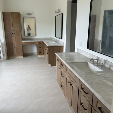Master Vanity