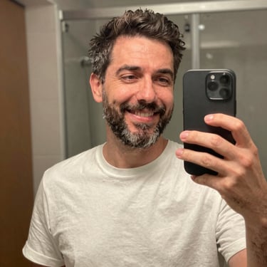 woman wearing black crew-neck shirt