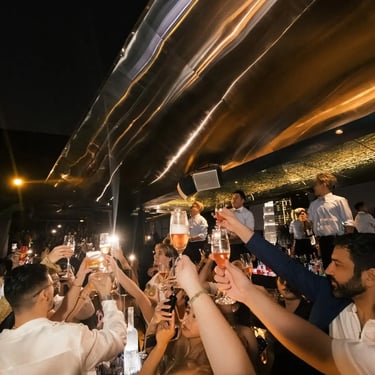 Zion Sky Lounge & Dining Ho Chi Minh Vietnam Saigon New Years Eve Celebration Champagne Toasting