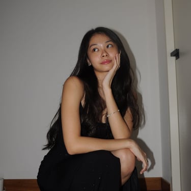 student explaining her good experience studying at Atomix