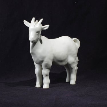 Armand Petersen -Bouquetin- manufacture Bing et Grondahl