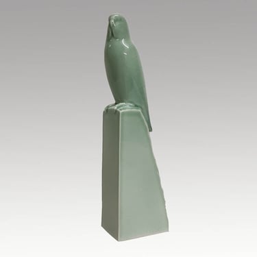 Armand Petersen -Perruche sur perchoir pyramidal - Edition Sèvres