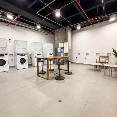 Lavandería común de la unidad residencial, del apartamento nuevo en venta en Envigado Antioquia, cerca a Mayorca.