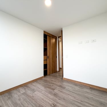 Alcoba del apartamento nuevo en venta en Envigado Antioquia, cerca a Mayorca.