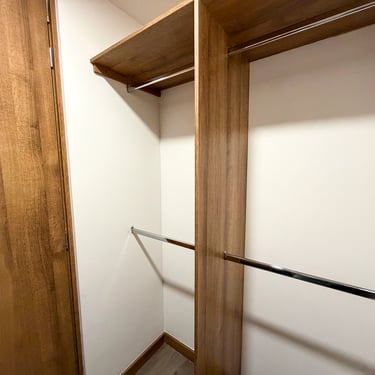 Vestier en la alcoba principal del apartamento nuevo en venta en Envigado Antioquia, cerca a Mayorca.