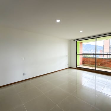Alcoba principal del apartamento de 110m2 en venta en Sabaneta Antioquia
