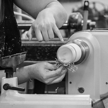 Lilou Voisinne tourneuse sur bois