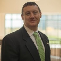 Headshot of Earl Simms