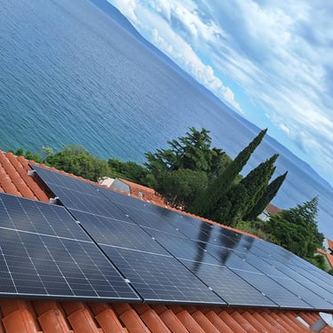 Solarni paneli za vikendice