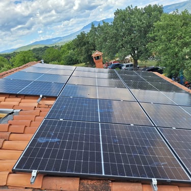 solarni paneli za domacinstvo Srbija na krovu