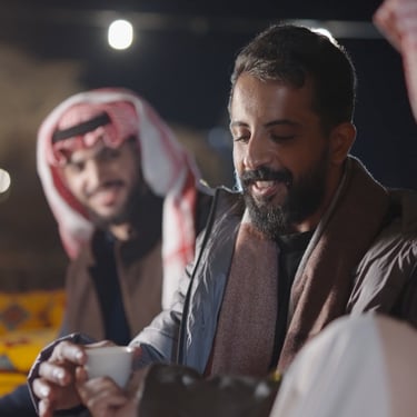 مصور ، سينمائي ، الإمارات، مدير إضاءة وتصوير ،دبي DOP, Dubai ,Cameraman, photographer ,Sharjah ,اعلانات ، مصور في دبي، تصوير