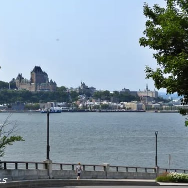 Chateau Frontenac photos prises de Lévis