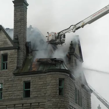 Incendie du Manèege., échelle.
