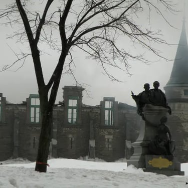 Incendie du Manèege., monument drapeau.