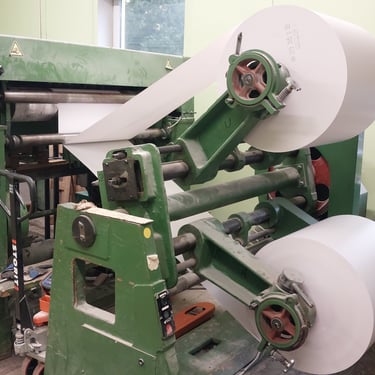 kuma paberilõikusmasin