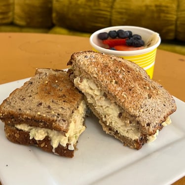 Best chicken salad sandwich auburn