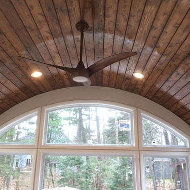 Seasonal room with a barreled ceiling, heated tile floor with controlled heat/ac