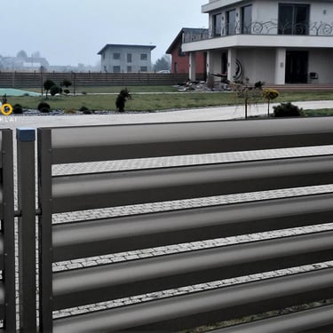 horizontali tvora su anoduotais GA110 aliuminio profiliais