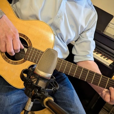 Recording acoustic guitar with beyerdynamic microphone for Angie Jean track when i see you