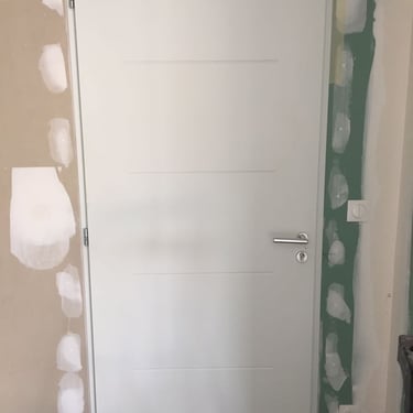 relaquage porte d'entrée net opening por effraction  changement couleur porte 'entrée