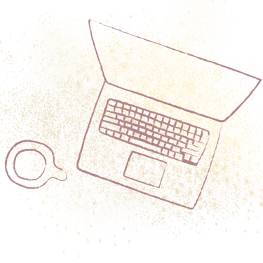 un laptop con una tazza vicino, simbolo della psicoterapia online