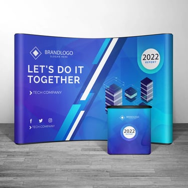 10x10 tradeshow backdrop banner with podium curved banner