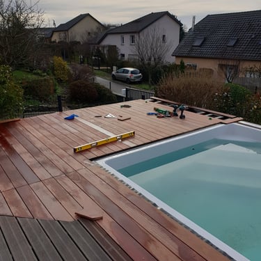 Terrasse en bois exotique