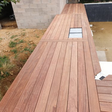 Terrasse en bois exotique
