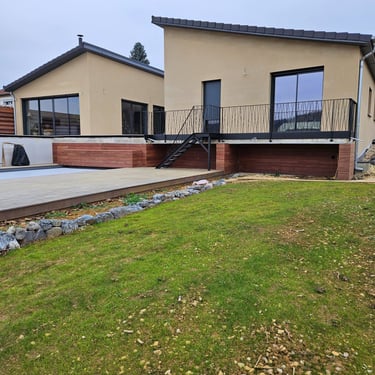 Terrasse en bois exotique