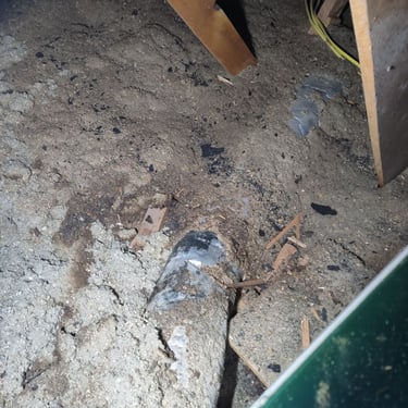 leak in roof cause water damage in attic 