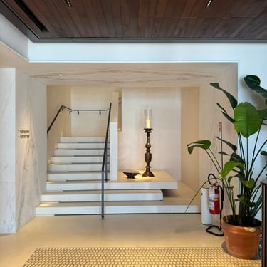 The Lake Como EDITION – Standard Lake View Room