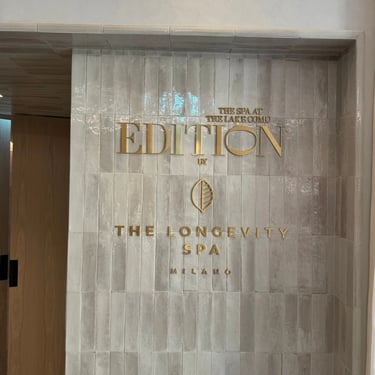 The Lake Como EDITION – Standard Lake View Room