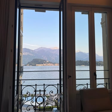 The Lake Como EDITION – Standard Lake View Room