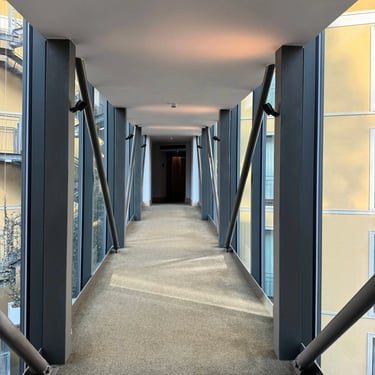 The Lake Como EDITION – Standard Lake View Room