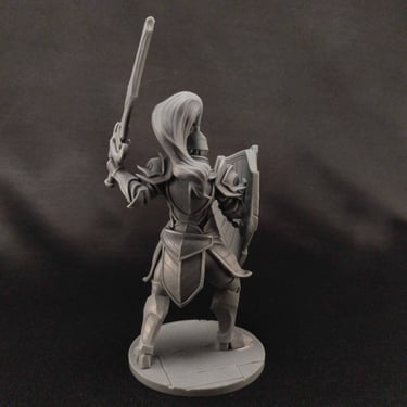 Defender sculpt photo 3