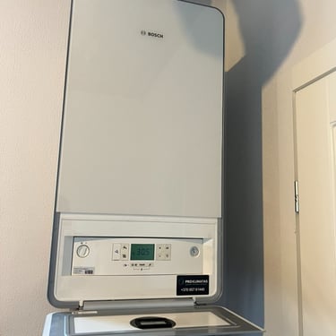 dujinis katilas bosch gc2300