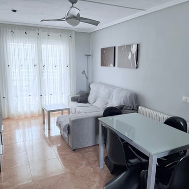 Salón comedor apartamento Tavernes