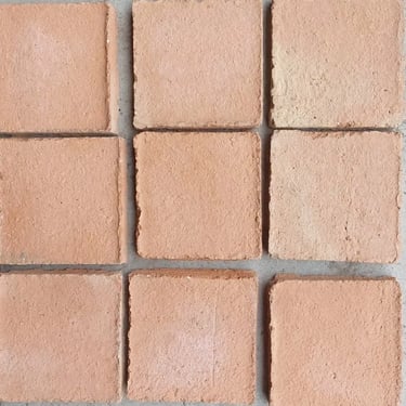 terre cuite rosé pâle