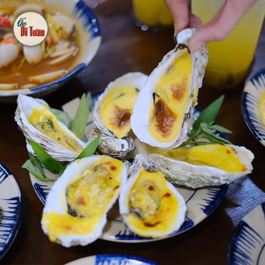 Món ngon "Hàu 3 vị 6 con" tại Ốc Dì Toàn - quán ốc ngon Bình Thạnh