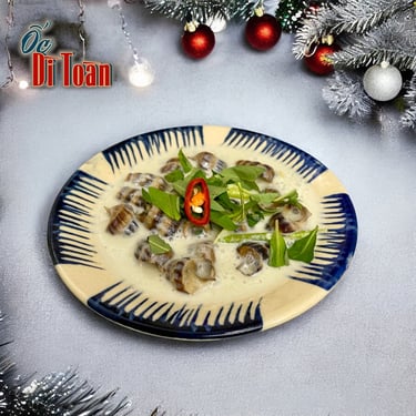 Ốc len xào dừa tại Ốc Dì Toàn - quán ốc ngon Sài Gòn