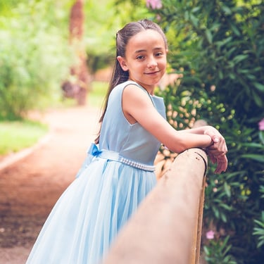 Reportaje de comunión de niña en exteriores realizado por Amélie Art en Almendralejo