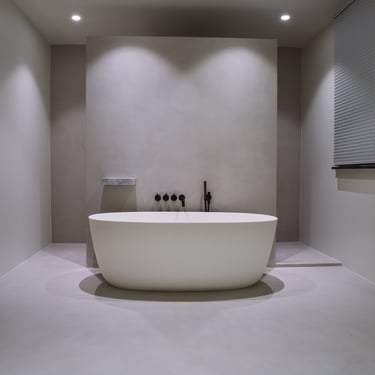 Badkamer muren en vloer bekleed in Microtopping door Joca Interior