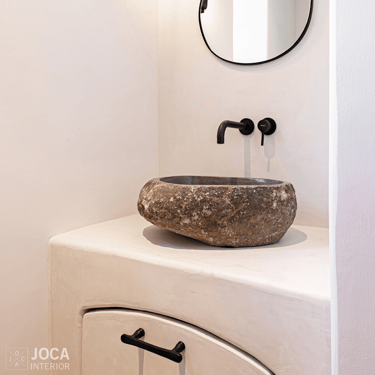 Schilderwerken van een badkamer door Joca Interior