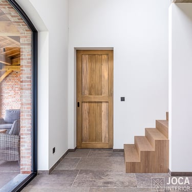 Schilderwerken leefruimte door Joca Interior